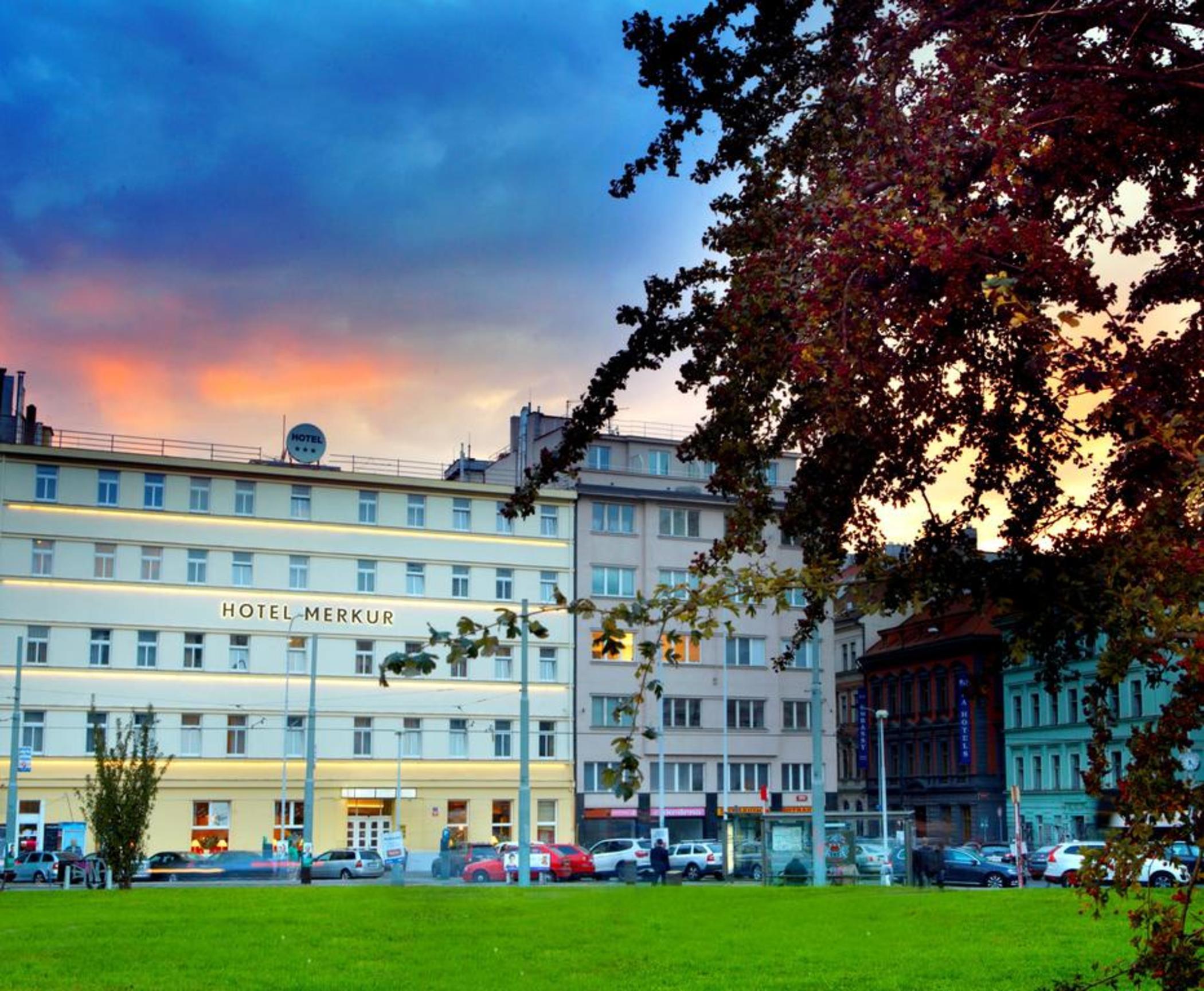 Hotel Merkur - Czech Leading Hotels Prague Ngoại thất bức ảnh