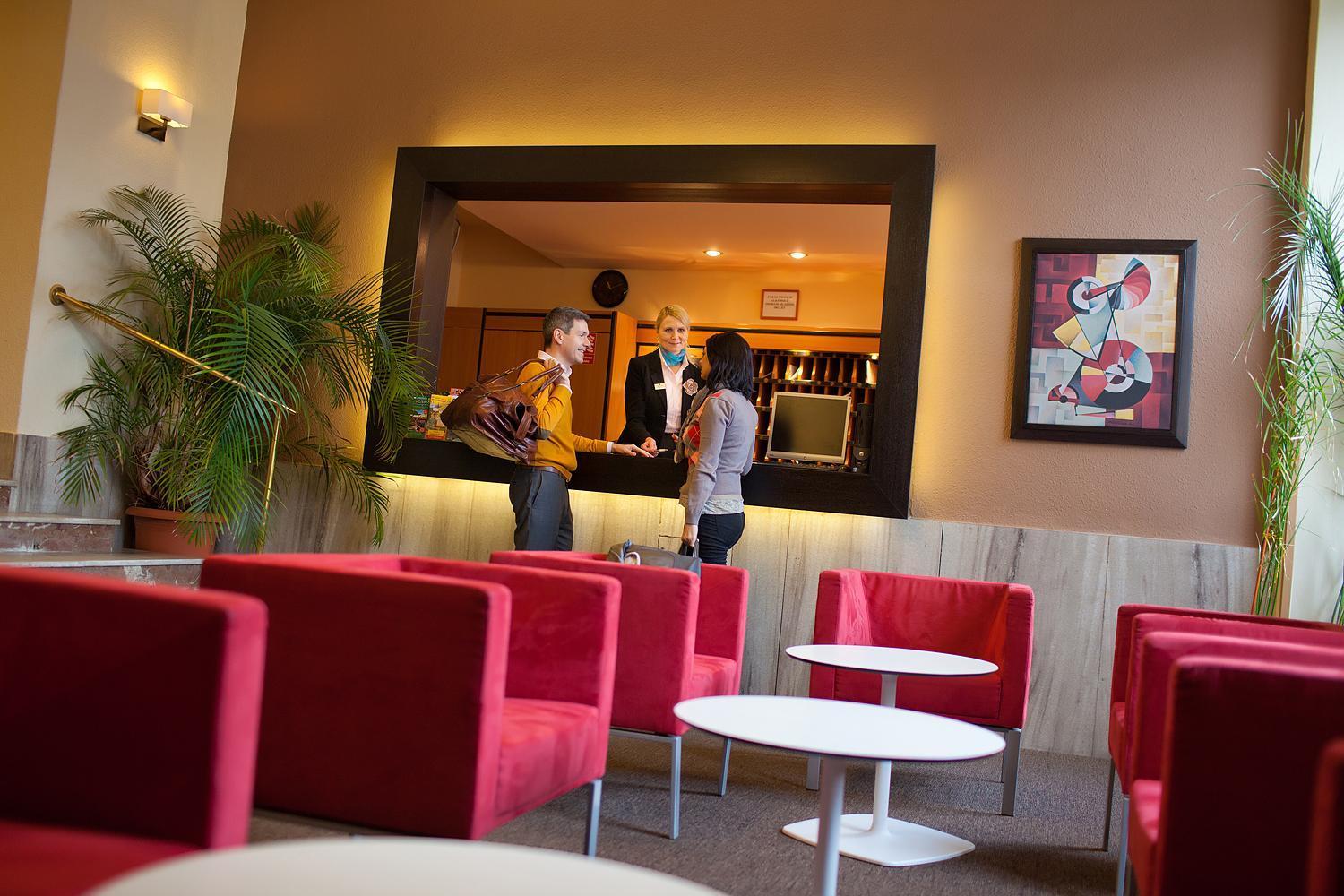 Hotel Merkur - Czech Leading Hotels Prague Ngoại thất bức ảnh