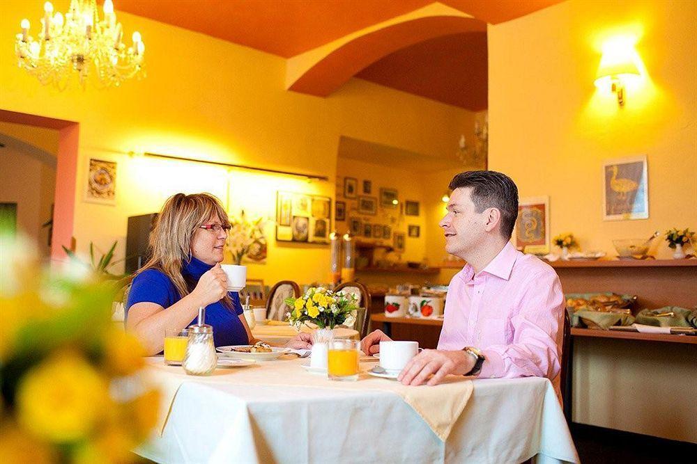 Hotel Merkur - Czech Leading Hotels Prague Ngoại thất bức ảnh